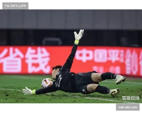 赵博多次神勇扑救助浙江客场逼平对手展现门神风采