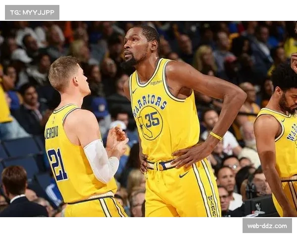 尼克斯与雄鹿实力旗鼓相当本赛季交锋战绩平分秋色