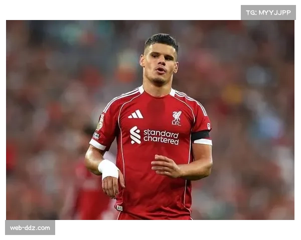 利物浦三度领先遭扳平,斯洛特临场指挥再遭拷问 利物浦三度领先遭扳平,斯洛特临场指挥再遭拷问