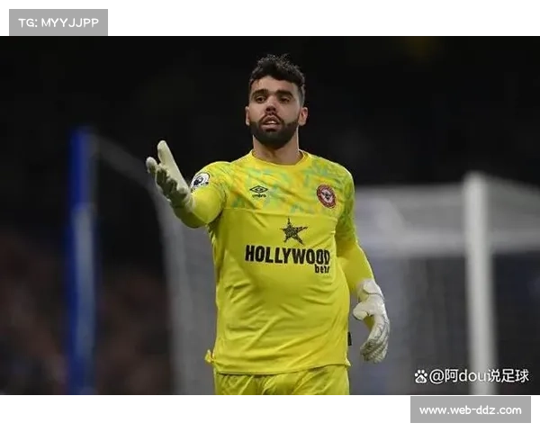 阿森纳门将拉亚收获本赛季第13次零封，追平上赛季金手套数据